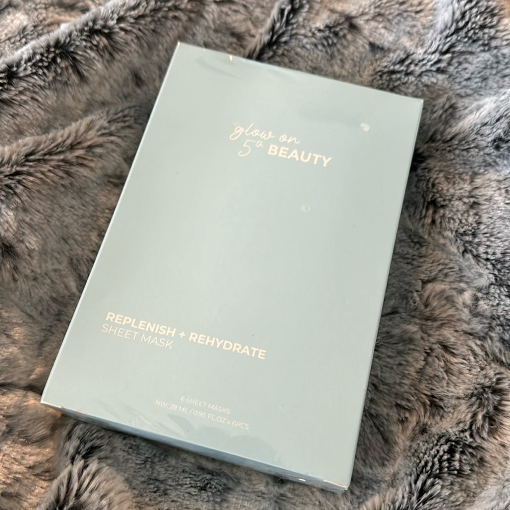 GLOW ON 5TH REPLENISH + REHYDRATE Sheet Mask Set